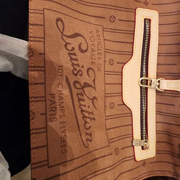 Brown Monogram Canvas NEVERFULL MM TOTE - Picture 9 of 16